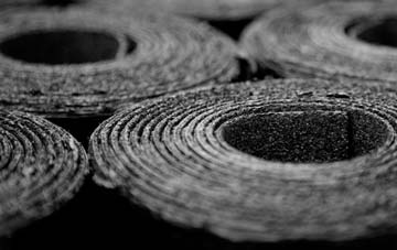 Lumphinnans bitumen roof disadvantages