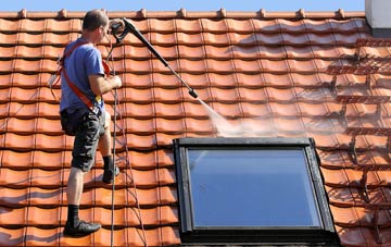 roof cleaning Lumphinnans, Fife